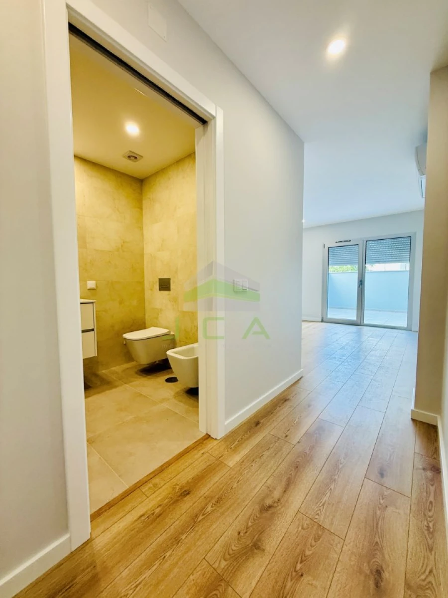 Apartamento T2 para Venda em Marrazes e Barosa Foto 7