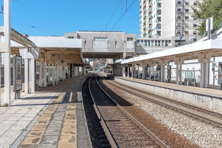 Escritório para Venda em Queluz e Belas Foto 27