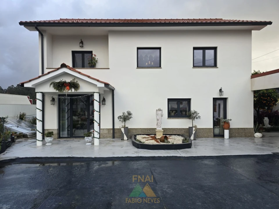Moradia T4 para Venda em Prozelo Foto 1