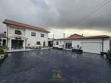Moradia T4 para Venda em Prozelo