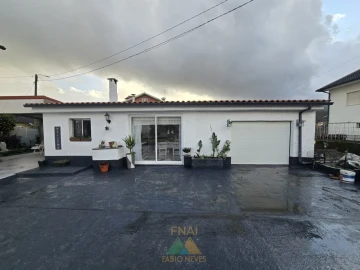 Moradia T4 para Venda em Prozelo