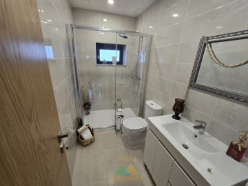 Moradia T4 para Venda em Prozelo