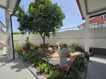 Moradia T4 para Venda em Prozelo