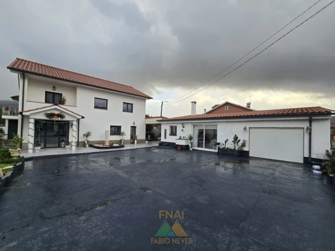 Moradia T4 para Venda em Prozelo Foto 2