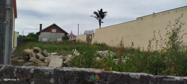 Terreno para Venda em Vila Nova de Anha