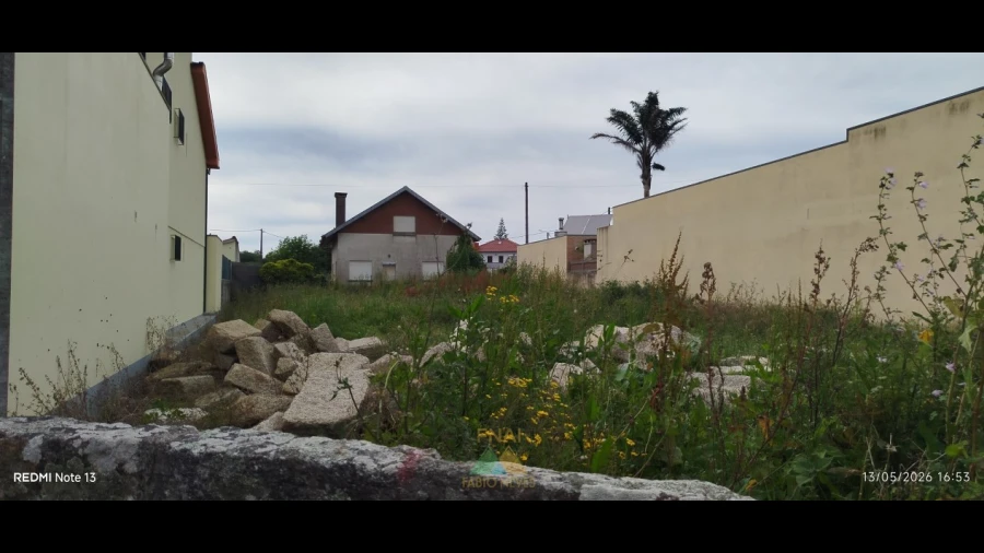 Terreno para Venda em Vila Nova de Anha