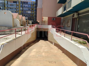 Garagem para Arrendamento em Costa da Caparica
