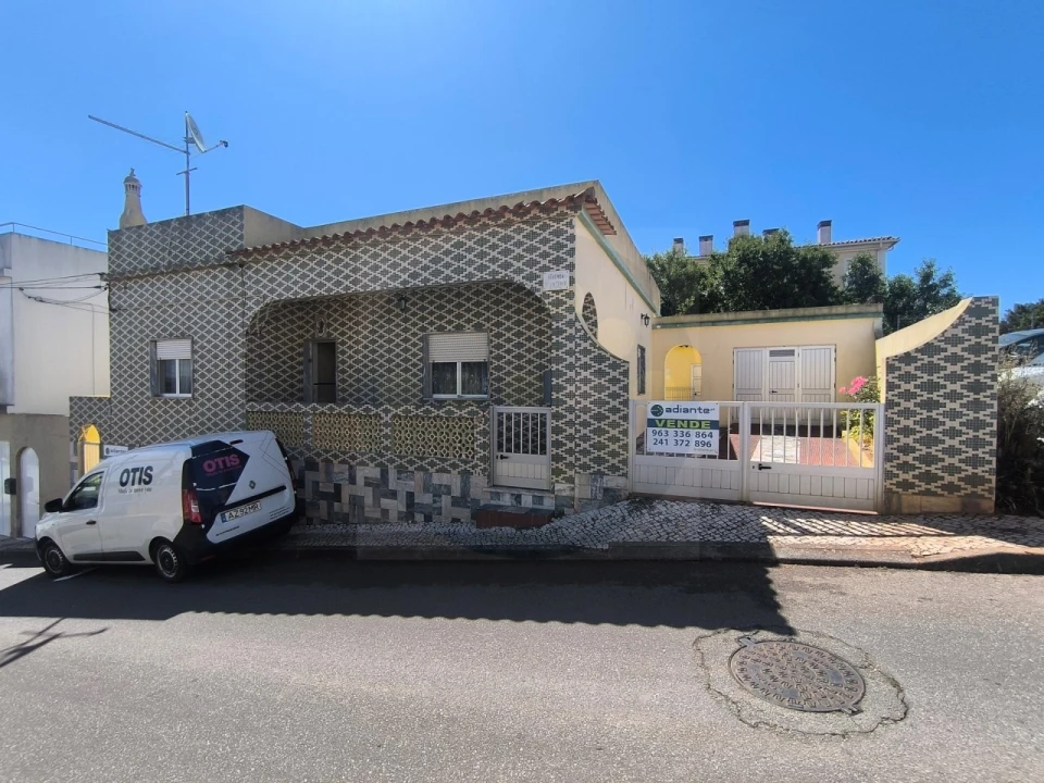 Moradia T3 para Venda em Portimão Foto 1