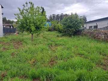 Terreno para Venda em Castêlo da Maia