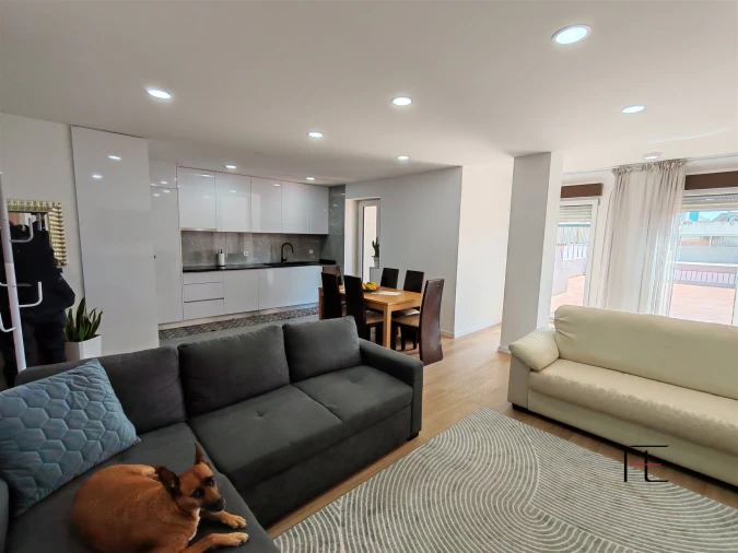 Apartamento T3 para Venda em Matosinhos e Leça da Palmeira Foto 4
