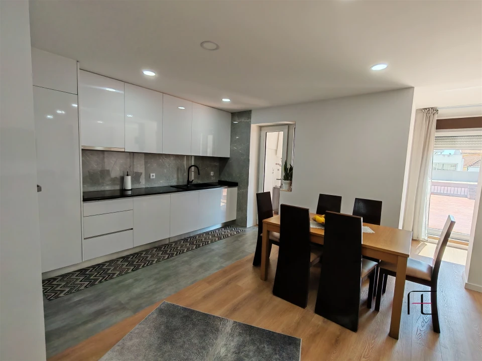 Apartamento T3 para Venda em Matosinhos e Leça da Palmeira Foto 2