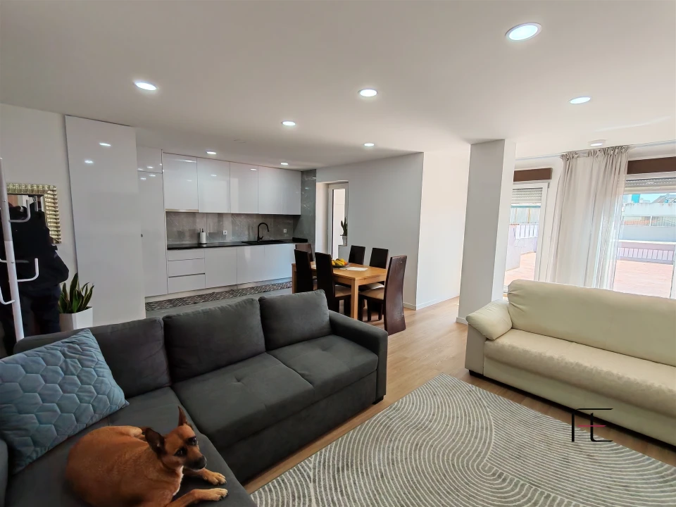 Apartamento T3 para Venda em Matosinhos e Leça da Palmeira Foto 4