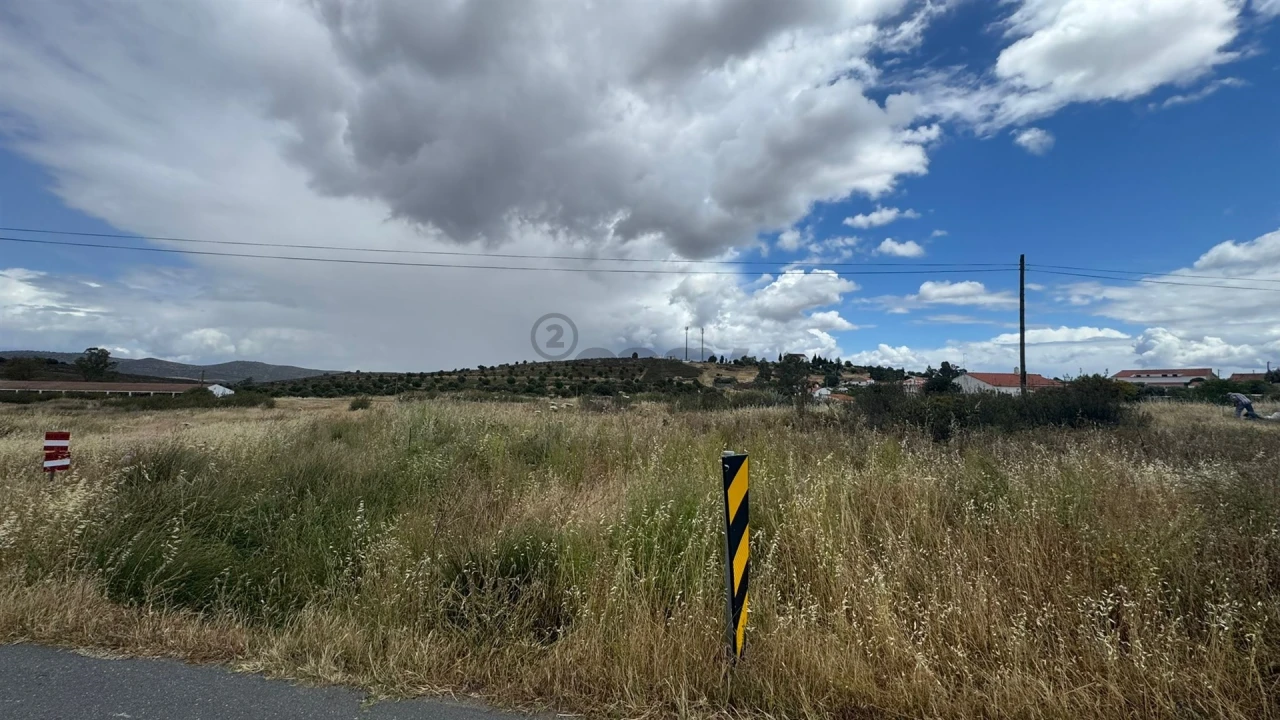 Terreno para Venda em São João dos Caldeireiros Foto 10