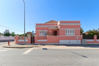 Moradia T3 para Venda em Ermidas-Sado