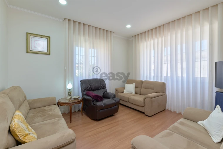 Moradia T3 para Venda em Ermidas-Sado Foto 4