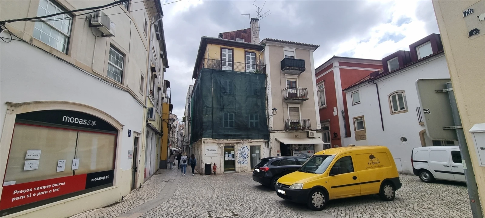 Prédio para Venda em Sé Nova, Santa Cruz, Almedina e São Bartolomeu Foto 1