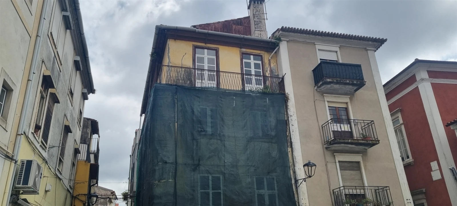 Prédio para Venda em Sé Nova, Santa Cruz, Almedina e São Bartolomeu Foto 2
