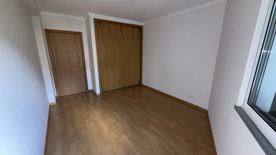 Apartamento T2 para Venda em Caniço Foto 12
