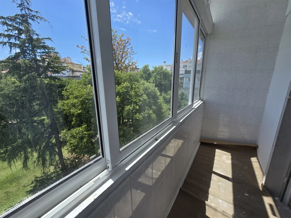Apartamento T2 para Venda em Águas Livres Foto 44