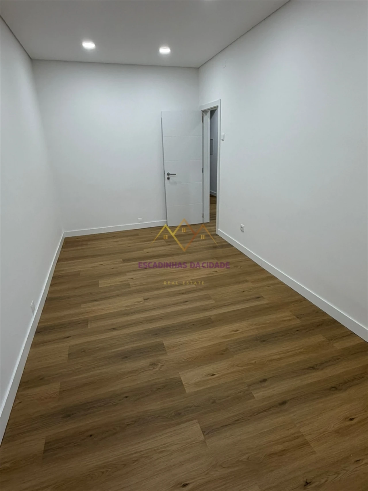 Apartamento T2 para Venda em Águas Livres Foto 21