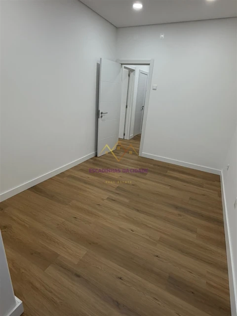 Apartamento T2 para Venda em Águas Livres