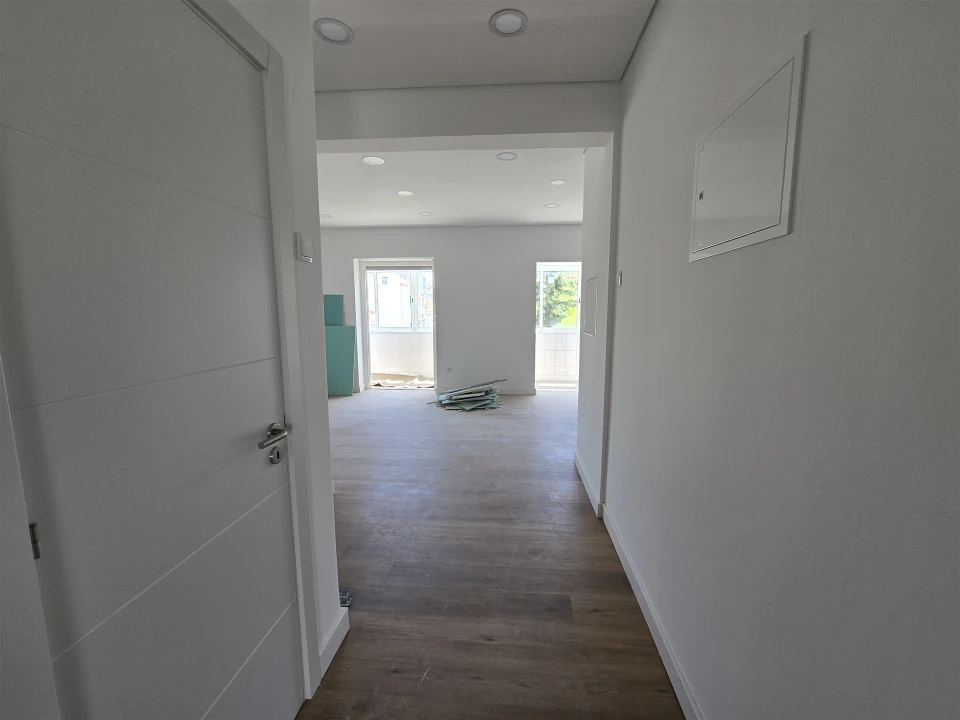 Apartamento T2 para Venda em Águas Livres Foto 40