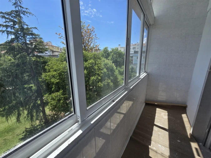 Apartamento T2 para Venda em Águas Livres Foto 44