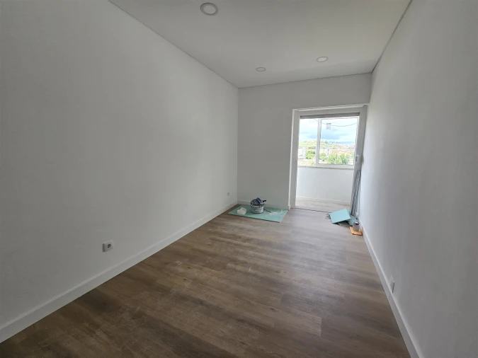 Apartamento T2 para Venda em Águas Livres Foto 34