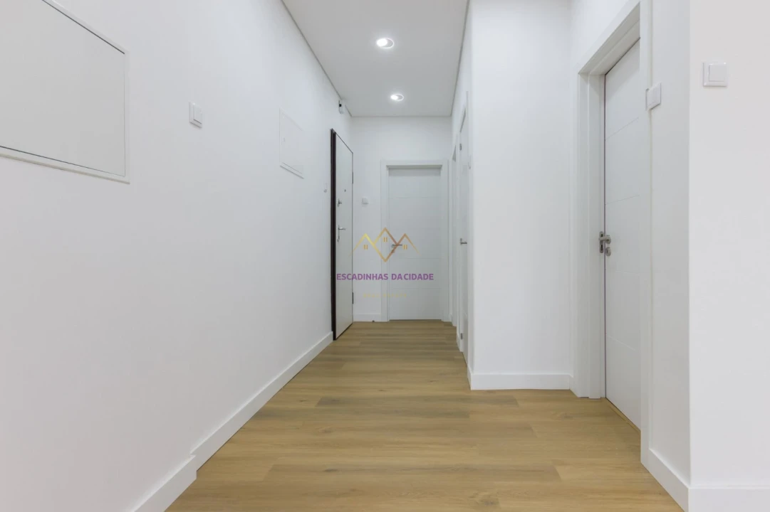 Apartamento T2 para Venda em Águas Livres Foto 10