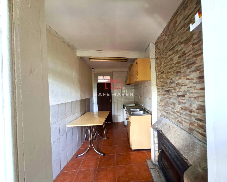 Moradia T1 para Venda em Cativelos Foto 8