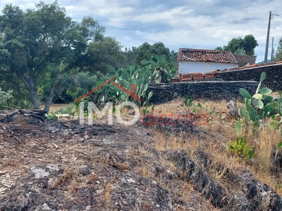 Quinta T0 para Venda em Reguengo e São Julião Foto 13