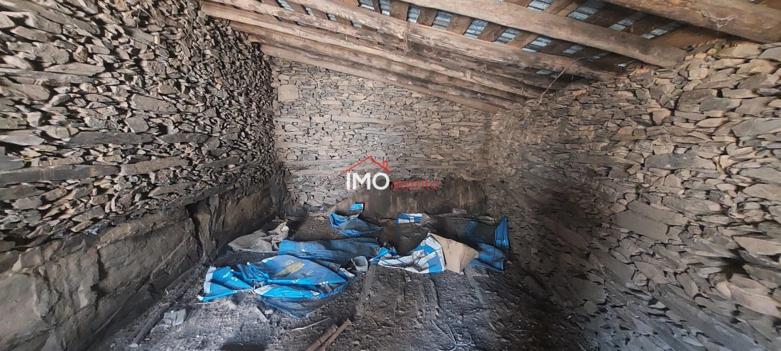 Quinta T0 para Venda em Reguengo e São Julião Foto 6