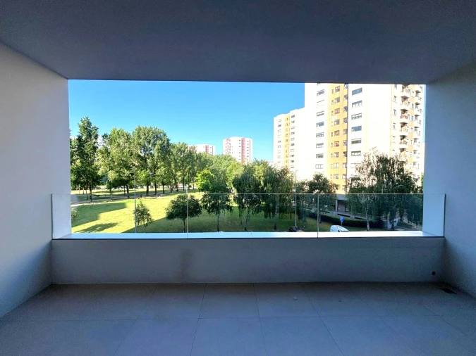 Apartamento T1 para Arrendamento em Ramalde Foto 7