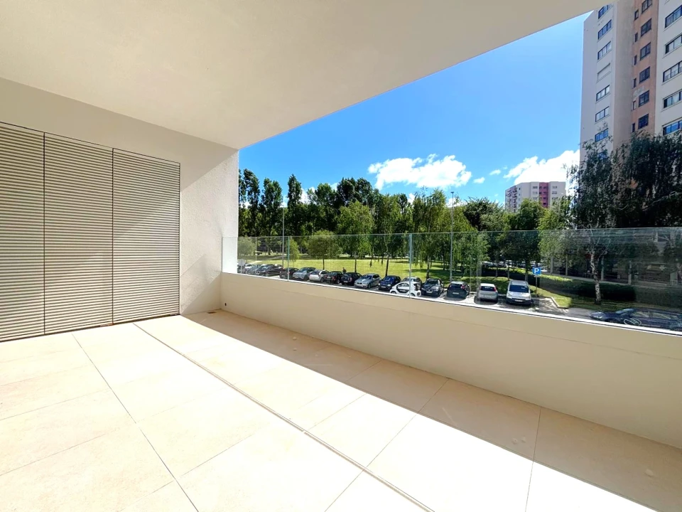 Apartamento T1 para Arrendamento em Ramalde Foto 2