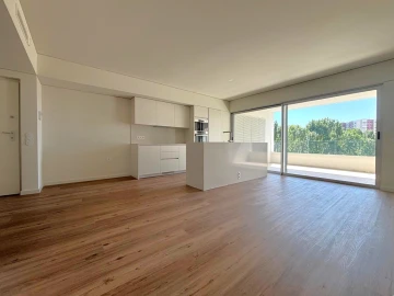 Apartamento T2 para Arrendamento em Ramalde