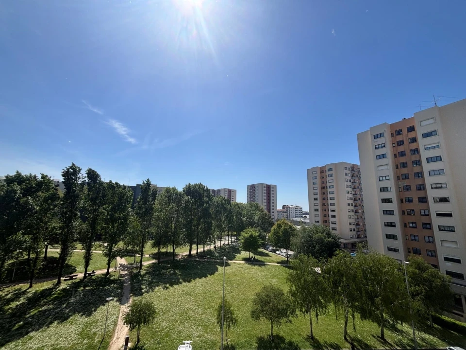 Apartamento T2 para Arrendamento em Ramalde Foto 15