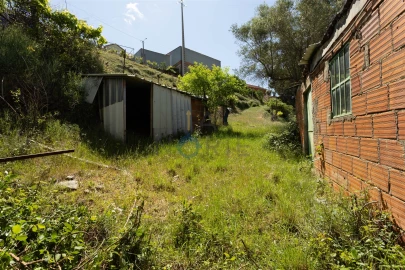 Moradia T2 para Venda em Gebelim e Soeima