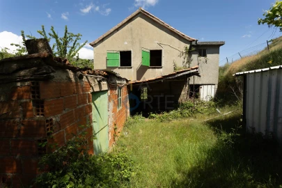 Moradia T2 para Venda em Gebelim e Soeima