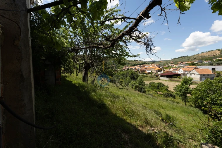 Moradia T2 para Venda em Gebelim e Soeima Foto 28