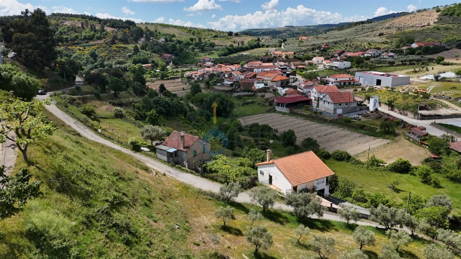 Moradia T2 para Venda em Gebelim e Soeima Foto 3
