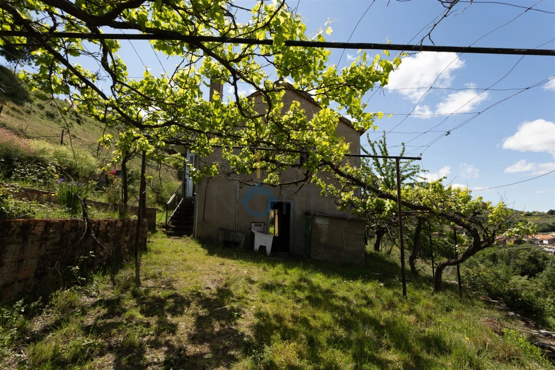 Moradia T2 para Venda em Gebelim e Soeima Foto 26