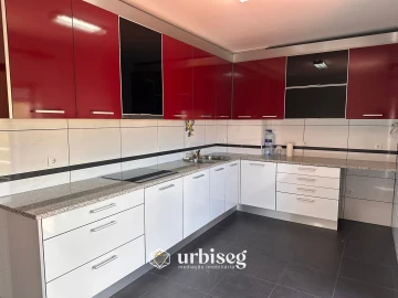 Apartamento T2 para Arrendamento em Tavarede