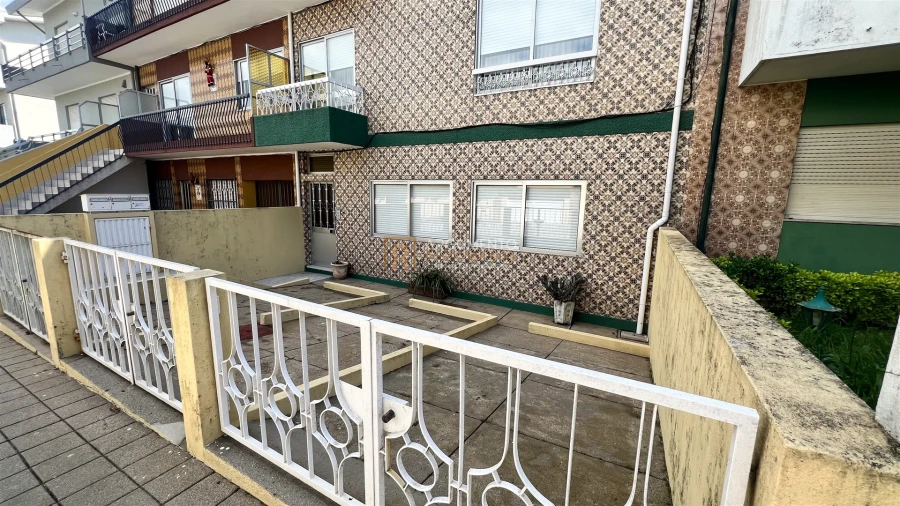 Moradia T2 para Venda em Cidade da Maia Foto 11
