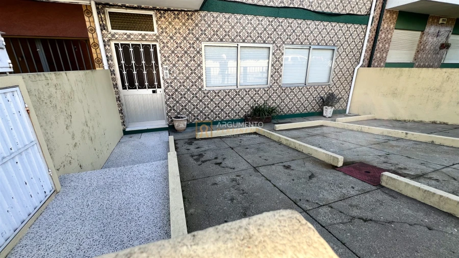 Moradia T2 para Venda em Cidade da Maia Foto 17