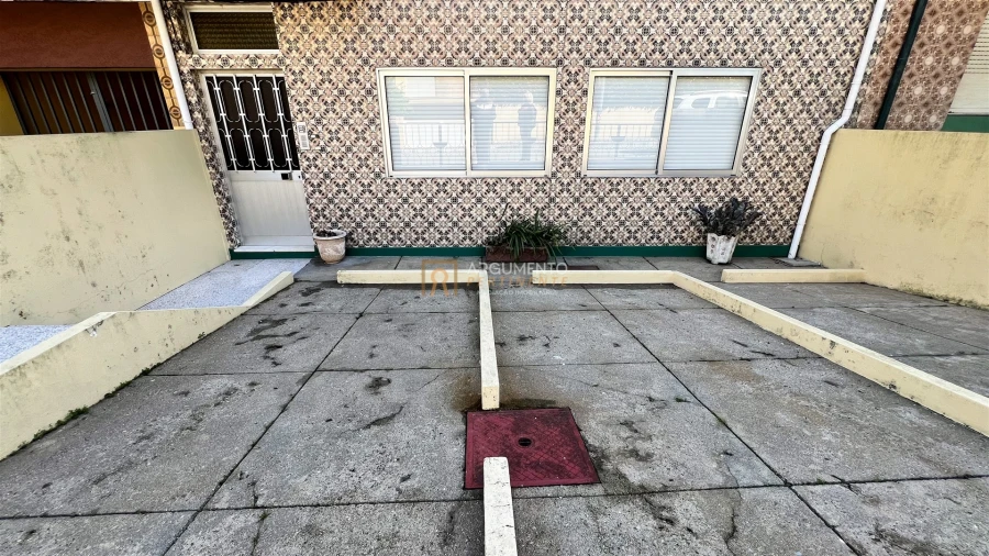 Moradia T2 para Venda em Cidade da Maia Foto 18