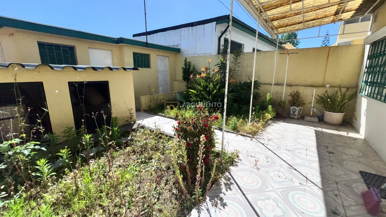 Moradia T2 para Venda em Cidade da Maia Foto 14