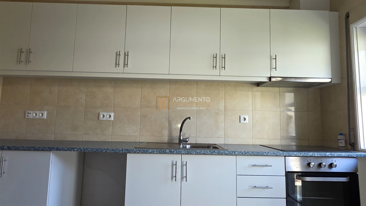 Moradia T3 para Arrendamento em Castêlo da Maia Foto 19
