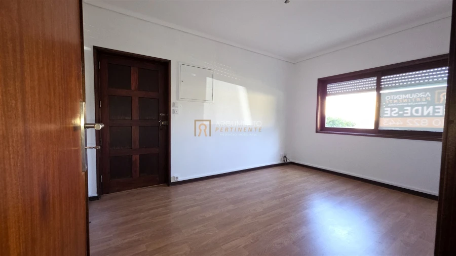Moradia T3 para Venda em Castêlo da Maia Foto 4