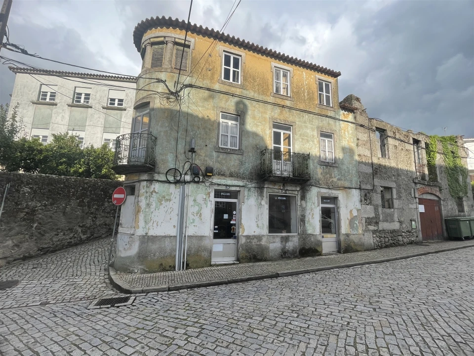 Moradia T3 para Venda em Gouveia (São Pedro e São Julião) Foto 2