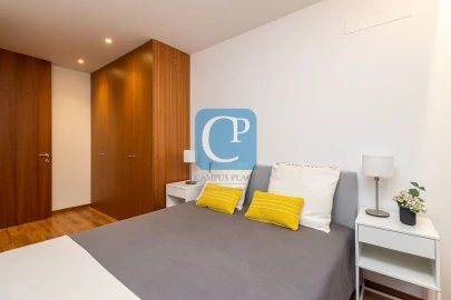 Apartamento T1 para Arrendamento em Paranhos